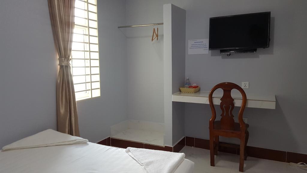 Kampongbay Makeng II Guesthouse Kampot Buitenkant foto